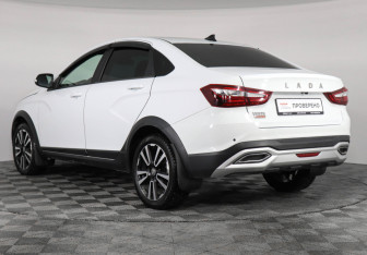 Подержанный автомобиль LADA (ВАЗ) Vesta Sedan 2023 года (7 фото)