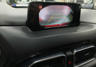 Подержанный автомобиль Mazda CX-5 2018 года (15 фото)