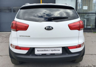 Подержанный автомобиль Kia Sportage 2014 года (6 фото)