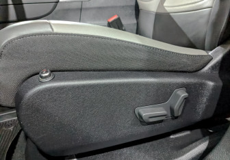 Подержанный автомобиль Citroen C5 Aircross 2022 года (24 фото)