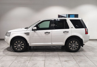 Подержанный автомобиль Land Rover Freelander 2011 года (8 фото)