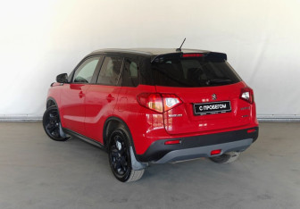 Подержанный автомобиль Suzuki Vitara 2016 года (4 фото)