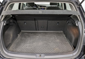 Подержанный автомобиль Volkswagen Golf Hatchback 2014 года (10 фото)