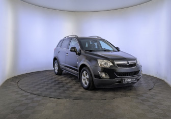 Подержанный автомобиль Opel Antara 2014 года (3 фото)