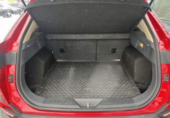 Подержанный автомобиль FAW Bestune T77 2022 года (13 фото)