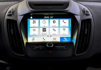 Подержанный автомобиль Ford Kuga 2018 года (15 фото)