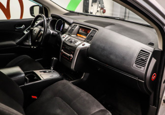 Подержанный автомобиль Nissan Murano Suv 2014 года (16 фото)