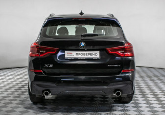 Подержанный автомобиль BMW X3 2018 года (6 фото)
