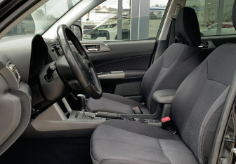Подержанный автомобиль Subaru Forester Suv 2011 года (19 фото)