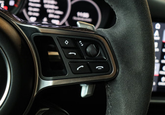 Подержанный автомобиль Porsche Cayenne 2019 года (31 фото)
