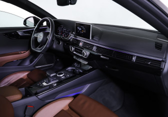 Подержанный автомобиль Audi A5 Coupe 2019 года (11 фото)