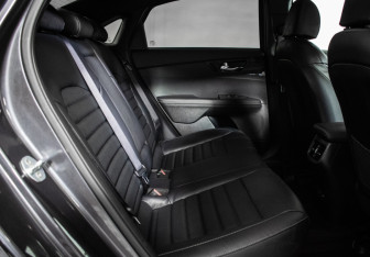 Подержанный автомобиль Kia Cerato Sedan 2022 года (9 фото)