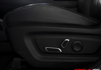 Подержанный автомобиль Changan UNI-K 2023 года (18 фото)