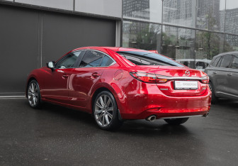 Подержанный автомобиль Mazda 6 Sedan 2019 года (6 фото)