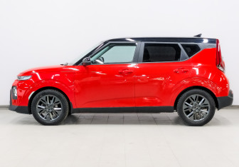 Подержанный автомобиль Kia Soul 2021 года (8 фото)