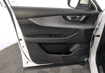 Подержанный автомобиль Chery Tiggo 7 Pro Max 2023 года (19 фото)