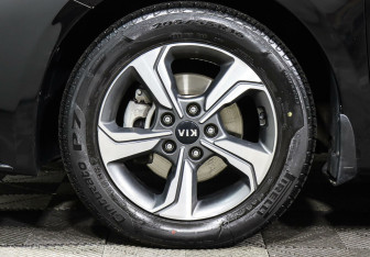 Подержанный автомобиль Kia Cerato Sedan 2020 года (7 фото)