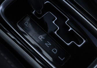 Подержанный автомобиль Mitsubishi Outlander 2021 года (15 фото)