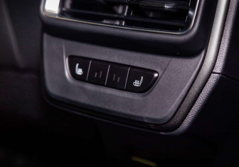 Новый Geely Okavango 2025 (25 фото)