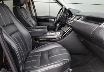 Подержанный автомобиль Land Rover Range Rover Sport 2011 года (11 фото)