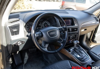 Подержанный автомобиль Audi Q5 2014 года (17 фото)