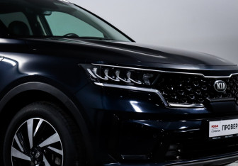 Подержанный автомобиль Kia Sorento 2020 года (16 фото)