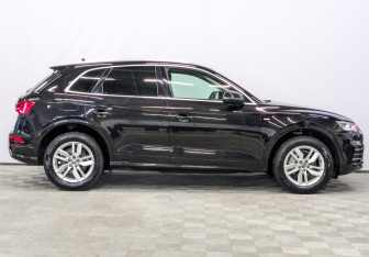 Подержанный автомобиль Audi Q5 2020 года (4 фото)