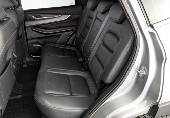 Подержанный автомобиль Exeed LX 2024 года (18 фото)