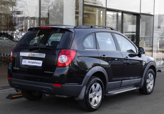 Подержанный автомобиль Chevrolet Captiva 2008 года (5 фото)