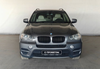 Подержанный автомобиль BMW X5 2012 года (2 фото)