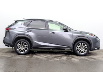 Подержанный автомобиль Lexus NX 2016 года (4 фото)