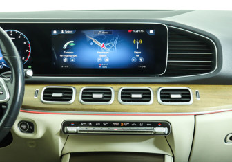 Подержанный автомобиль Mercedes-Benz GLE 2021 года (18 фото)