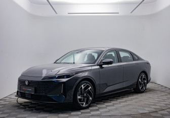 Подержанный автомобиль Changan Lamore 2024 года (1 фото)