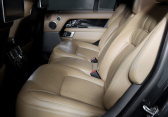 Подержанный автомобиль Land Rover Range Rover 2021 года (9 фото)