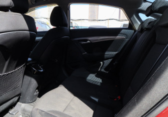 Подержанный автомобиль Hyundai i40 Sedan 2013 года (8 фото)