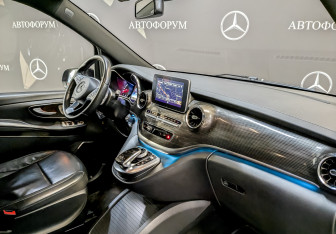Подержанный автомобиль Mercedes-Benz Vito 2019 года (11 фото)