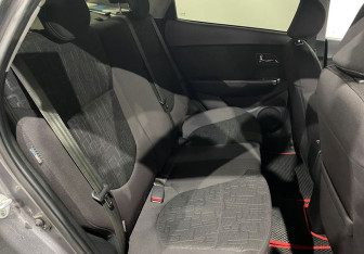 Подержанный автомобиль Kia Rio Sedan 2013 года (16 фото)