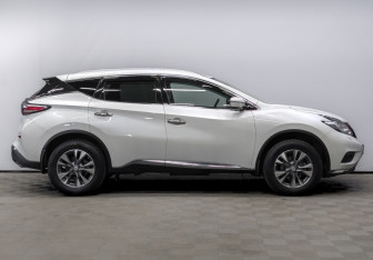 Подержанный автомобиль Nissan Murano Suv 2021 года (5 фото)