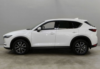 Подержанный автомобиль Mazda CX-5 2017 года (8 фото)