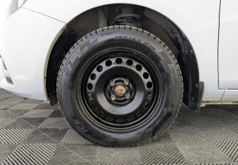 Подержанный автомобиль LADA (ВАЗ) Vesta Wagon 2020 года (13 фото)