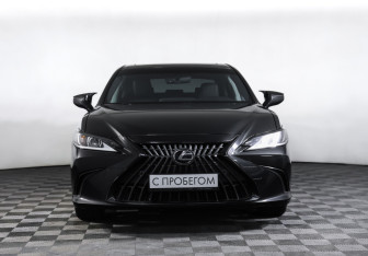 Подержанный автомобиль Lexus ES 2021 года (2 фото)