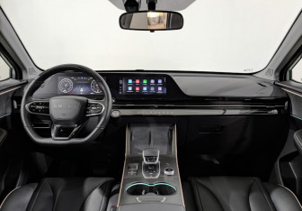 Подержанный автомобиль Omoda C5 2023 года (14 фото)