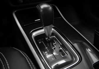 Подержанный автомобиль Mitsubishi Outlander 2018 года (17 фото)