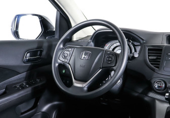 Подержанный автомобиль Honda CR-V 2014 года (12 фото)