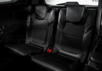 Подержанный автомобиль Renault Scenic 2018 года (16 фото)