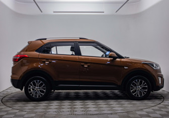 Подержанный автомобиль Hyundai Creta 2019 года (4 фото)