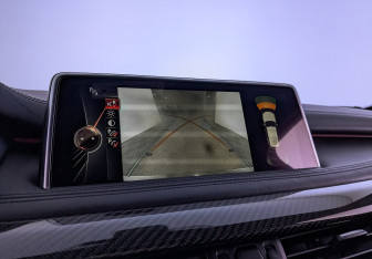 Подержанный автомобиль BMW X5 2015 года (27 фото)