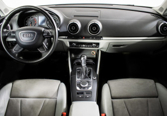 Подержанный автомобиль Audi A3 Sedan 2013 года (11 фото)