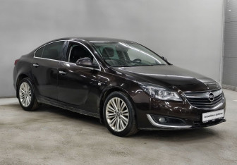 Подержанный автомобиль Opel Insignia Sedan 2014 года (3 фото)