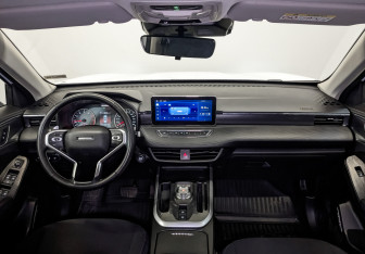 Подержанный автомобиль Haval Jolion 2024 года (15 фото)